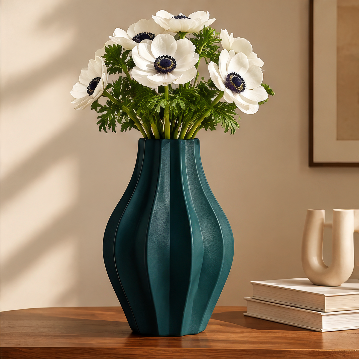 NEXAURAO® Emerald Ribbed Ceramic Vase